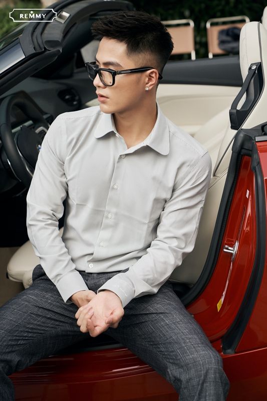 SM cổ cánh sen, ghi kẻ sọc liti