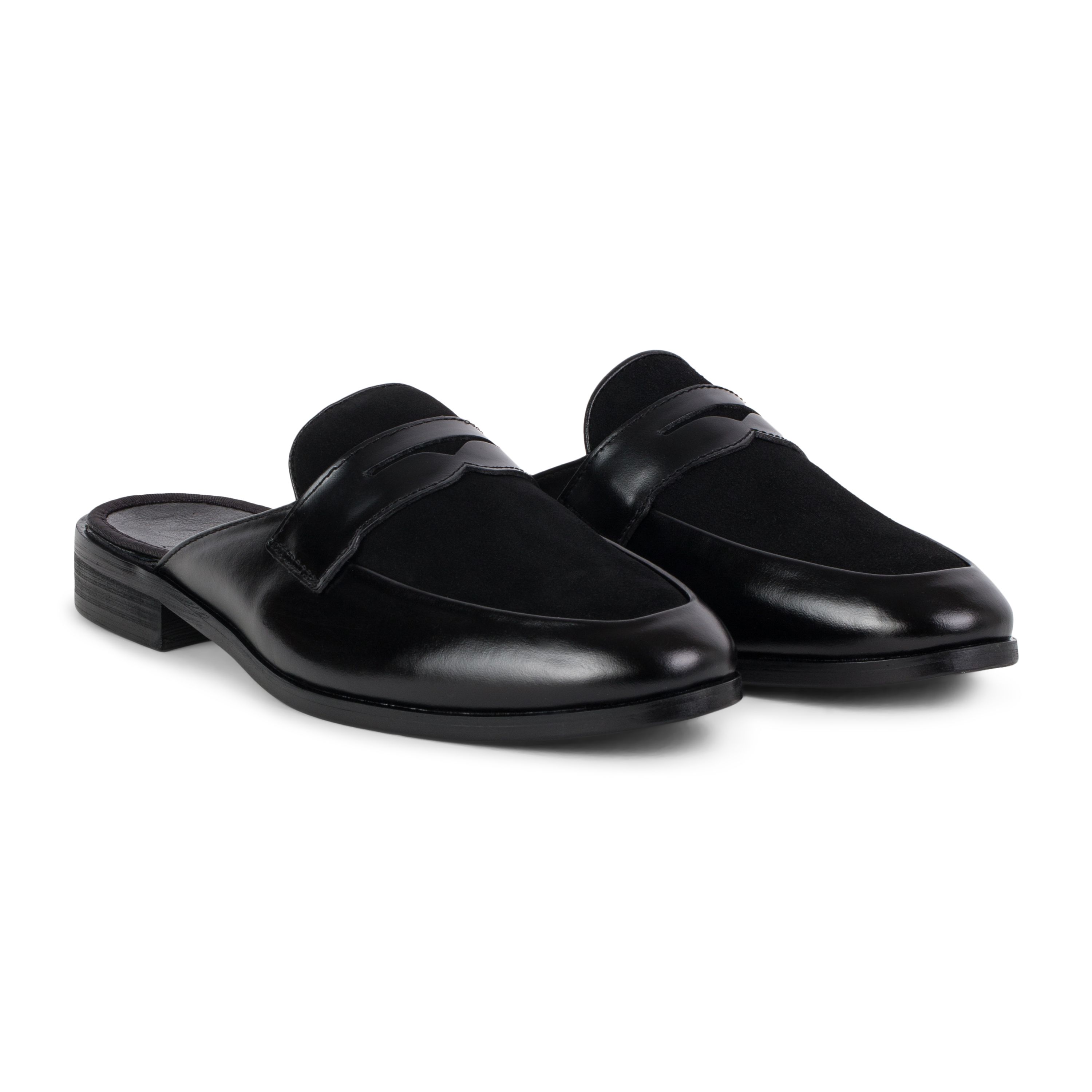 Giầy sục đen đai khoét, lá đề đáp da lộn sz 40