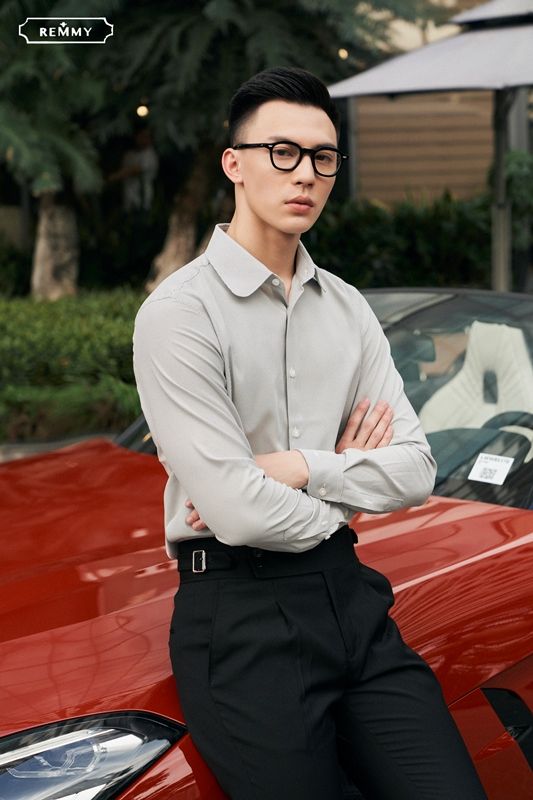 SM cổ cánh sen, ghi kẻ sọc liti