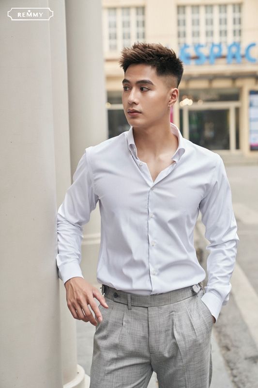 SM trắng tinh, vải da cá- cài cúc lá cổ