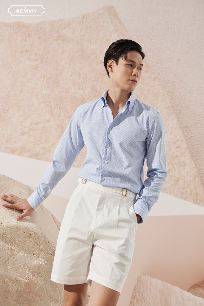 SM xanh dương kẻ caro nhỏ, cài cúc lá cổ