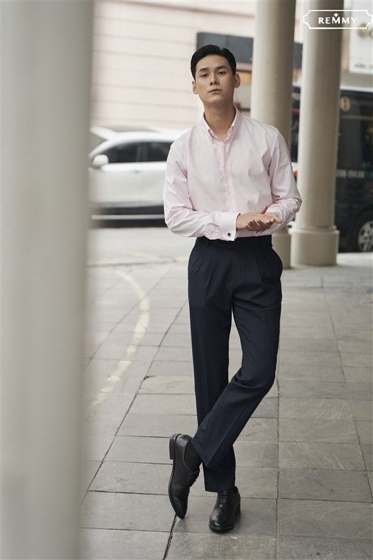 SM kẻ sọc hồng- trắng, cài cúc lá cổ- cufflink tay