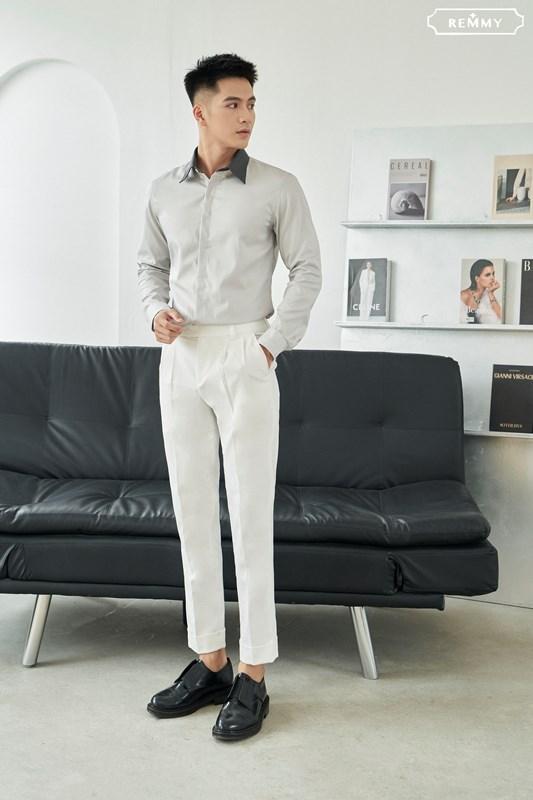 SM ghi nhạt, phối cổ xám đậm