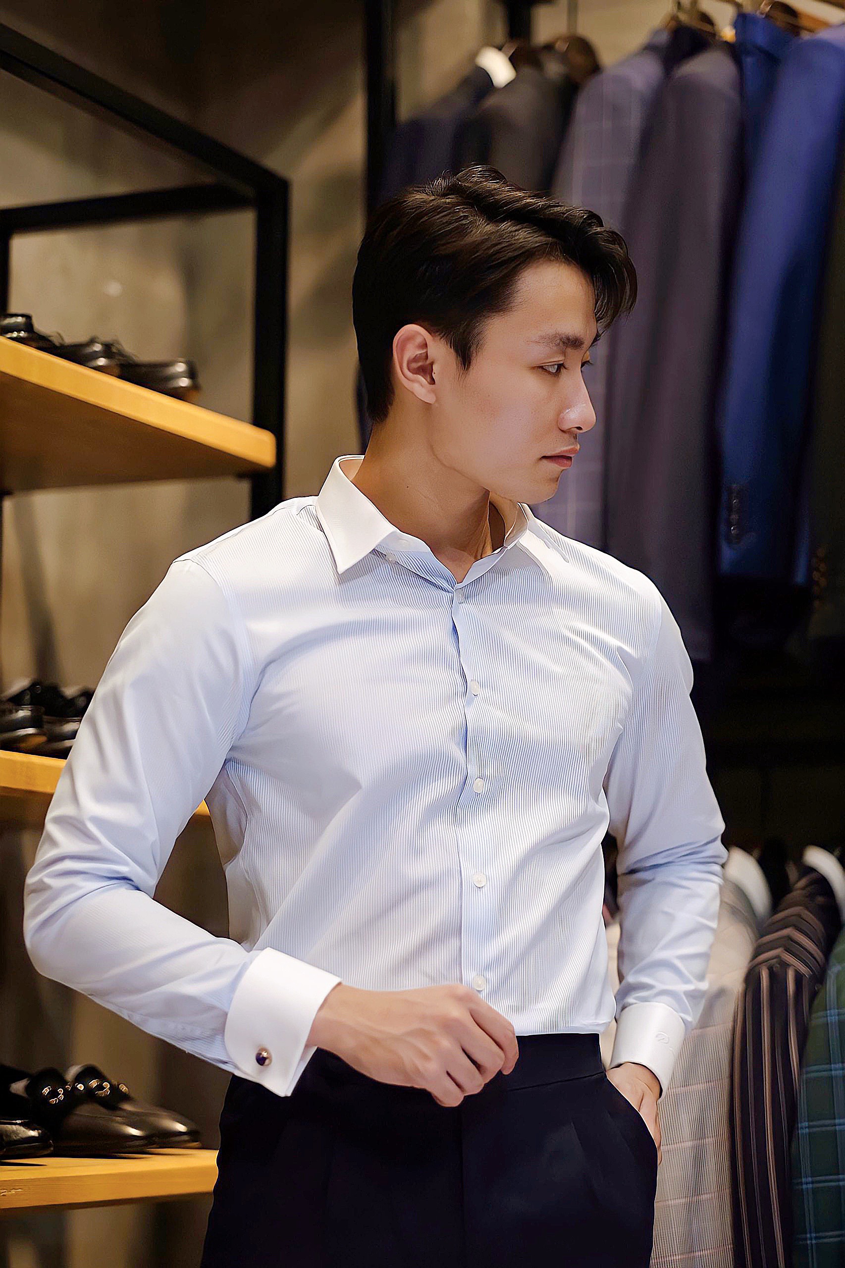 SM kẻ sọc cufflink tay xanh dương nhạt, phối cổ+ cổ tay trắng #982