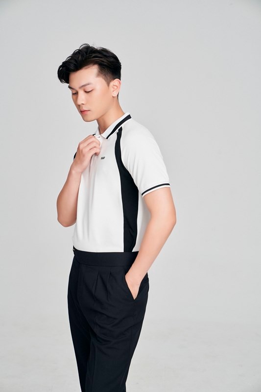 AF polo trắng phối đen dọc sườn, cổ kẻ đen #02