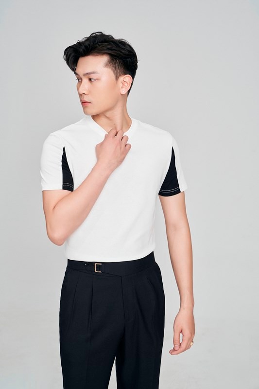 AF trắng cổ tròn- phối nách tay đen #08