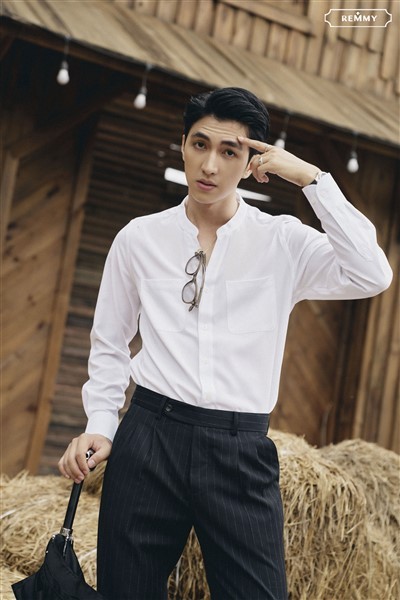 SM trắng dài tay cổ tàu #1004
