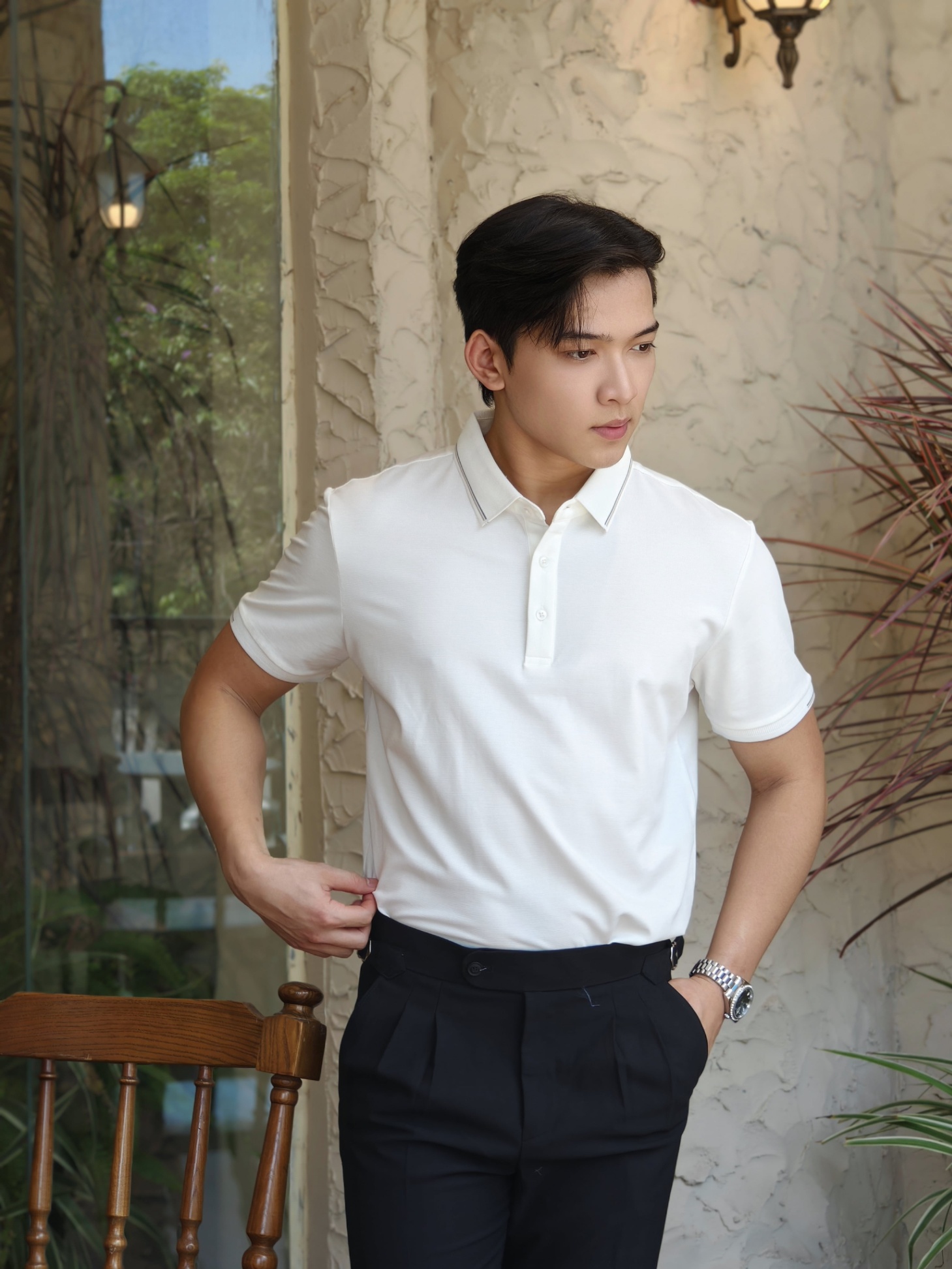 AF cổ bẻ màu trắng , cổ - cổ tay kẻ xám nâu 6702 #377