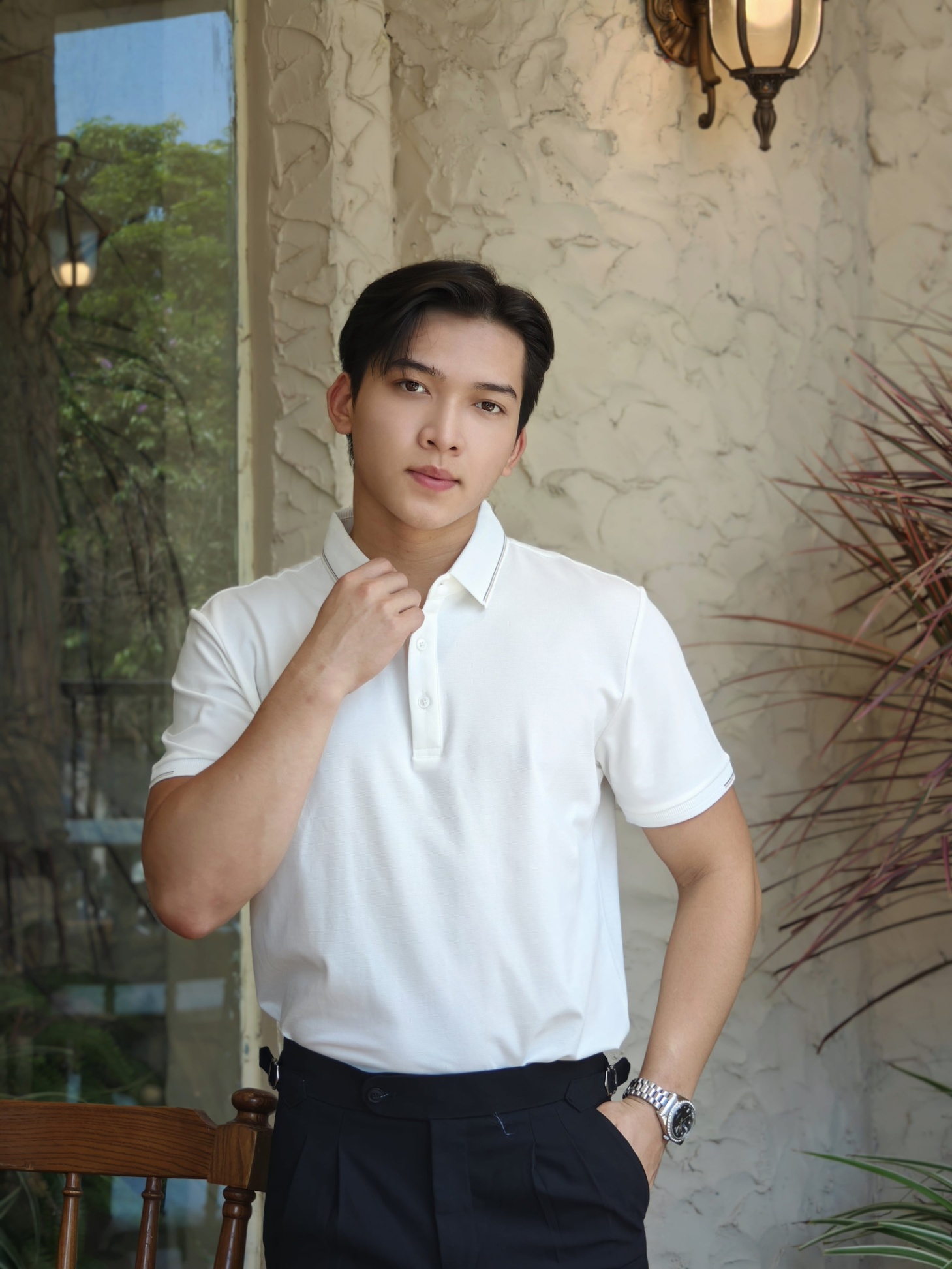 AF cổ bẻ màu trắng , cổ - cổ tay kẻ xám nâu 6702 #377