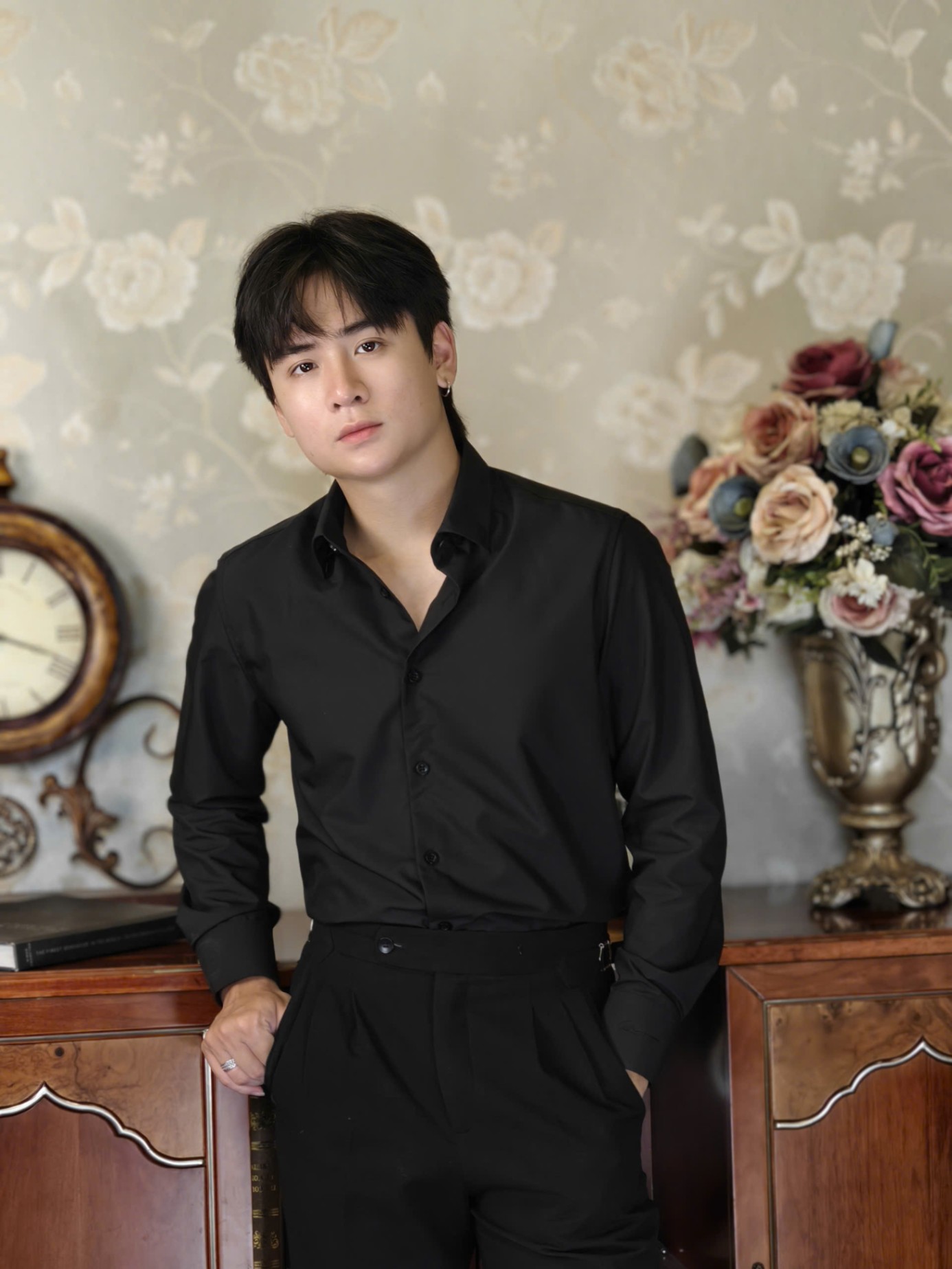 SM regular fit dài tay , màu đen trơn , cổ basic #1146
