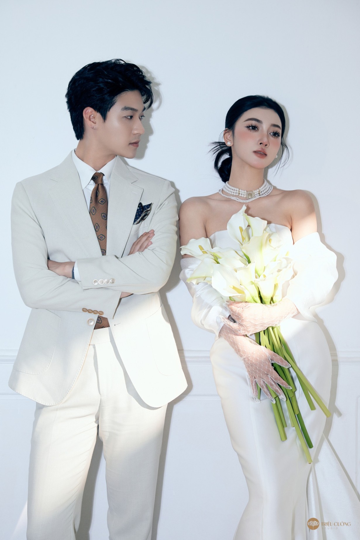 Quần cạp cao ,màu be , gấu lơ-vê #568
