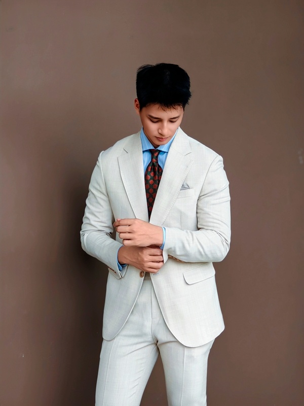 Vest be, hai khuy , ve chữ K #568
