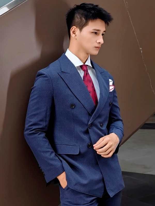 Vest xanh kẻ đen đan ô vuông,ve nhọn, hai hàng khuy #549