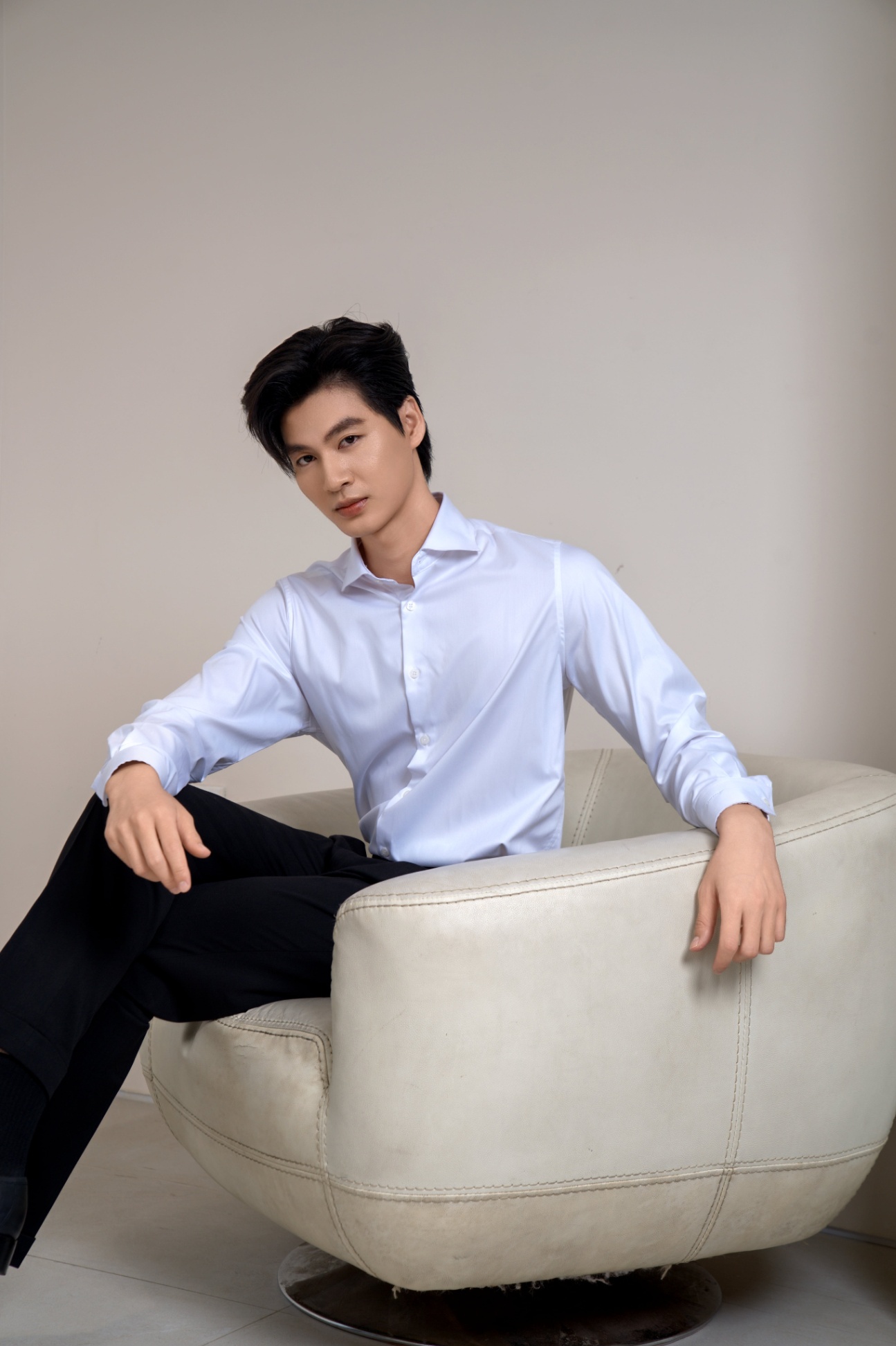 SM regular fit dài tay , màu trắng tinh , cổ cutaway #1150