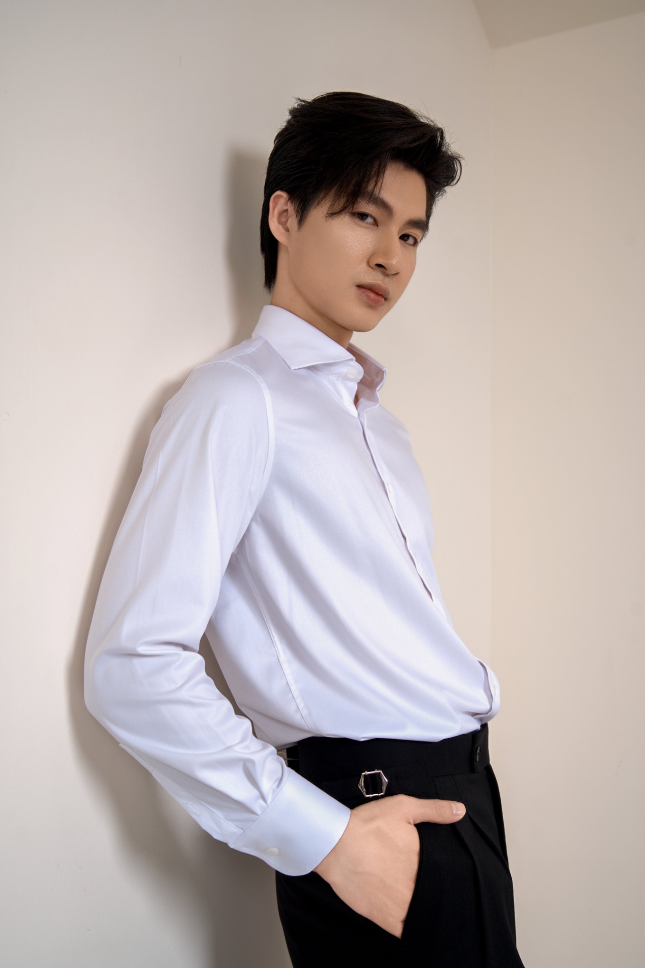SM regular fit dài tay , màu trắng tinh , cổ cutaway #1150