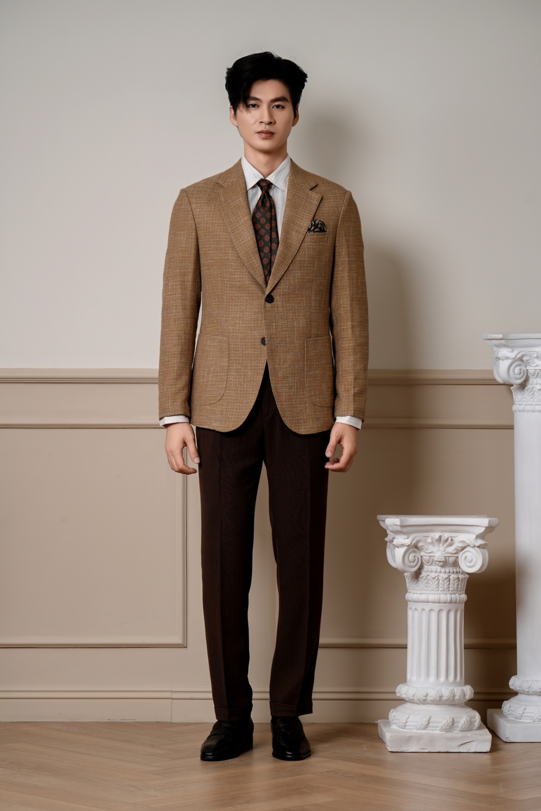 Blazer Golden Brown , hai khuy , ve chữ K #573