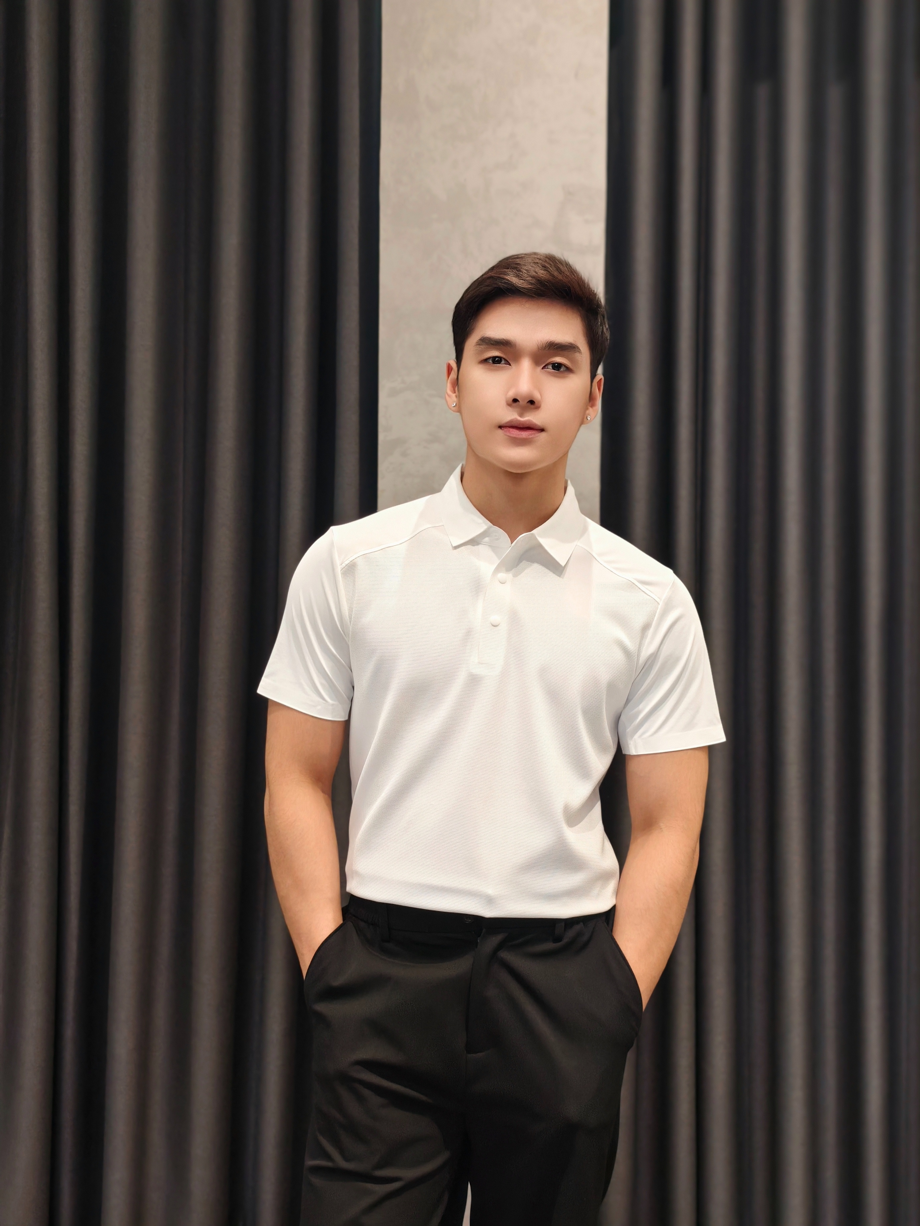 AF cổ bẻ , màu trắng trơn 3 khuy bấm J401 #388