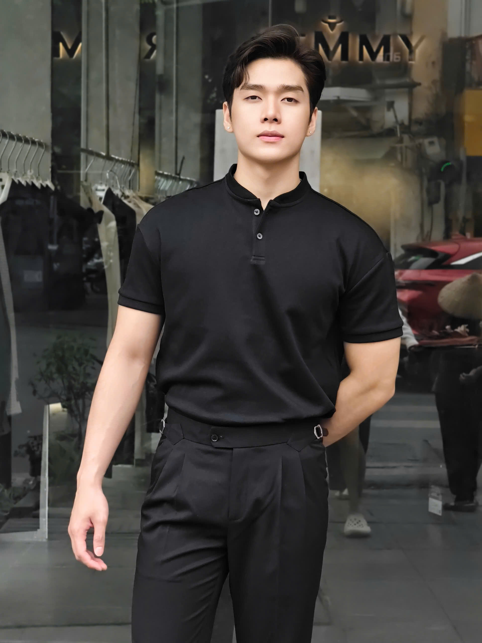 AF cổ tàu , màu đen trơn , cổ tay gấu áo bo chun C51014 #386