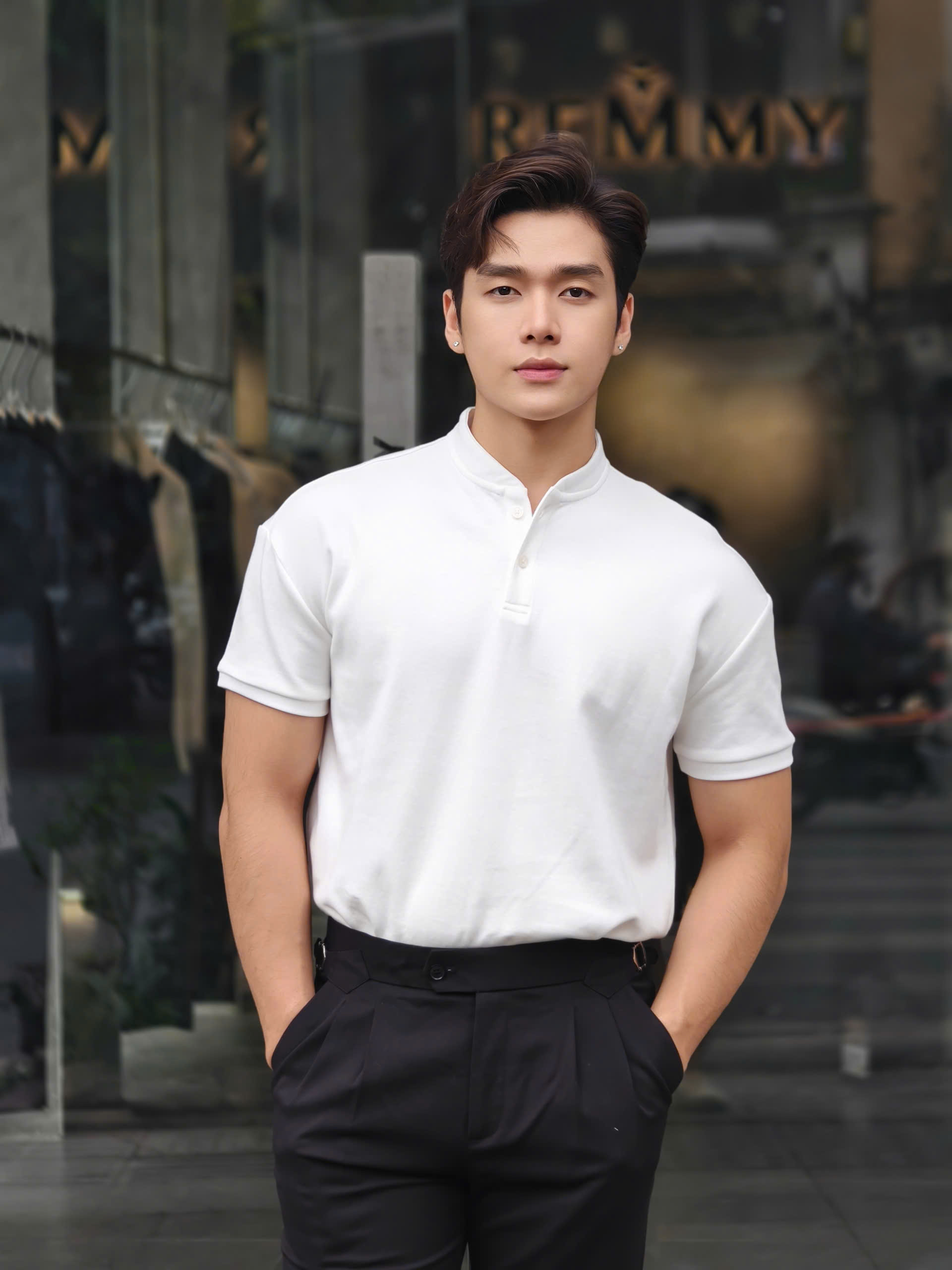 AF cổ tàu , màu trắng trơn , cổ tay gấu áo bo chun C51014 #385