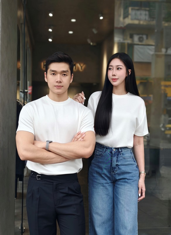 AF cổ tròn , màu trắng trơn #396