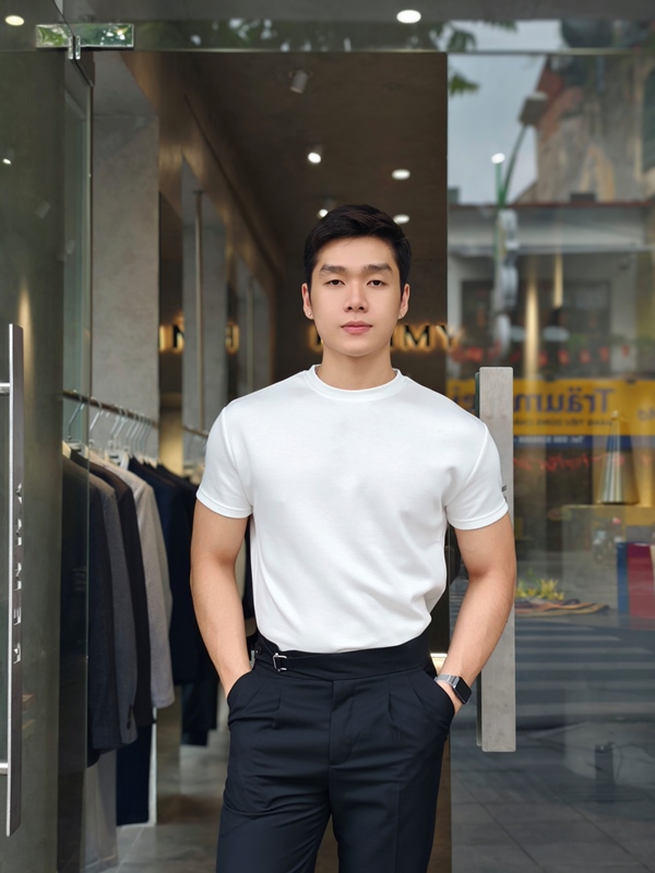 AF cổ tròn , màu trắng trơn #396