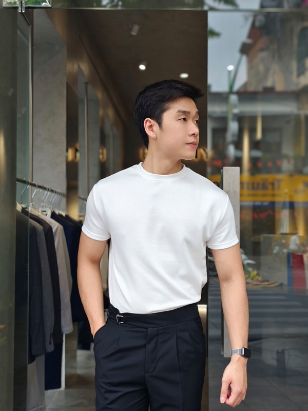 AF cổ tròn , màu trắng trơn #396