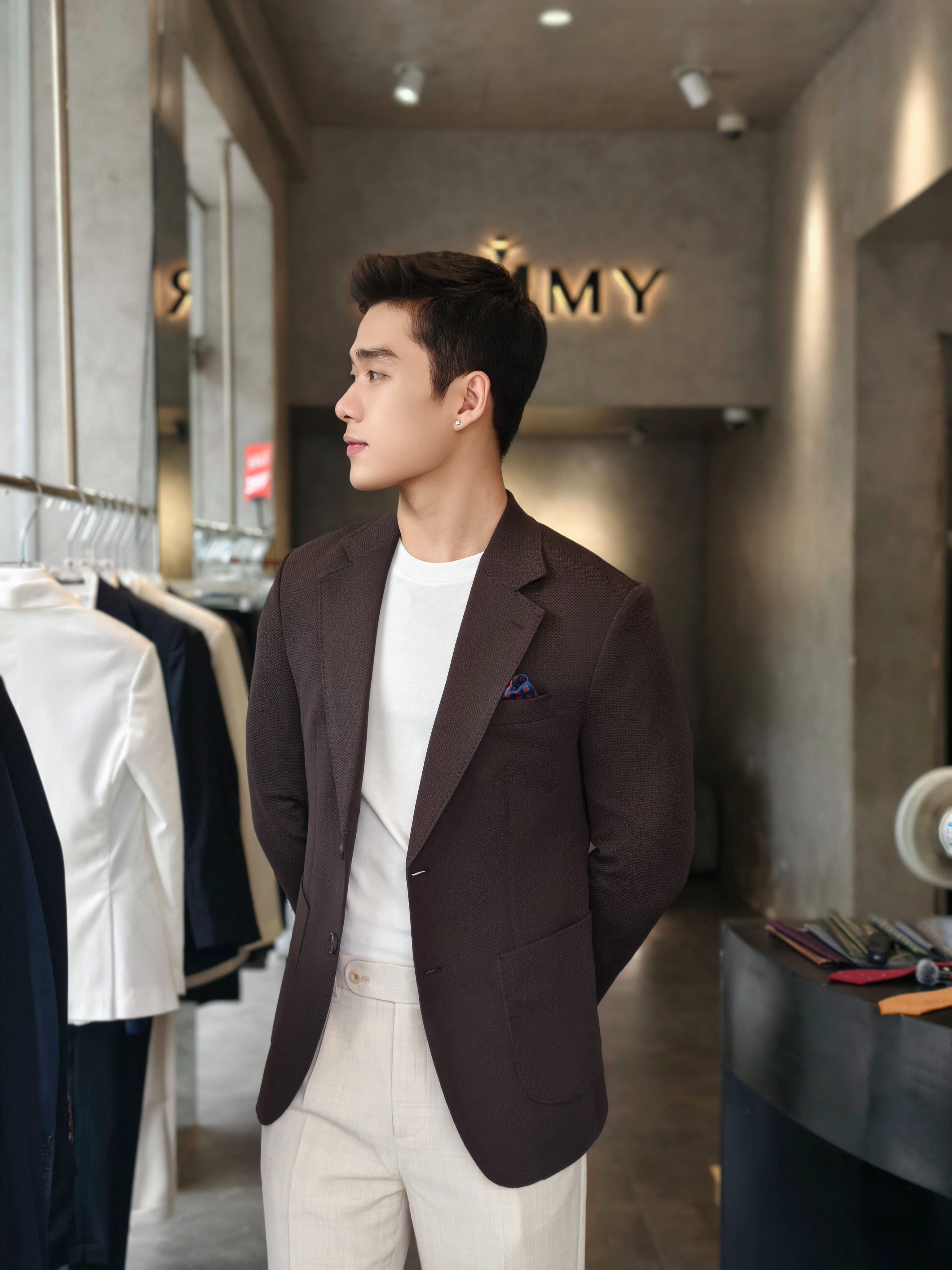 Blazer Dark Brown , hai khuy , ve chữ K #572