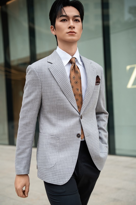 Blazer màu ghi kẻ ô vuông , hai khuy , ve chữ K #580
