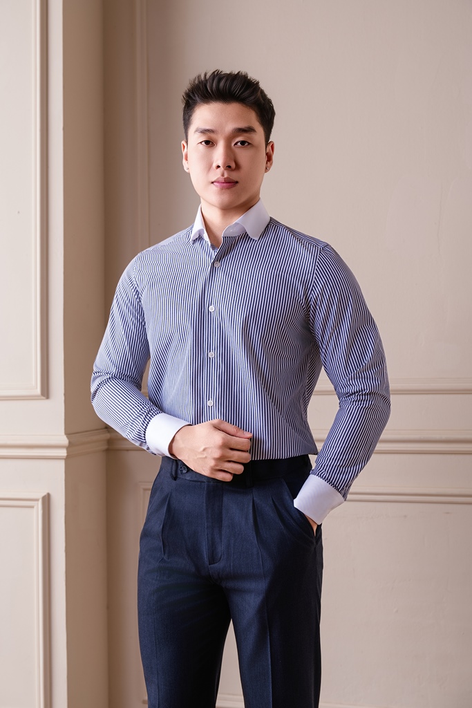 SM Winchester regular fit dài tay , cổ Spread , màu trắng sọc navy #1172