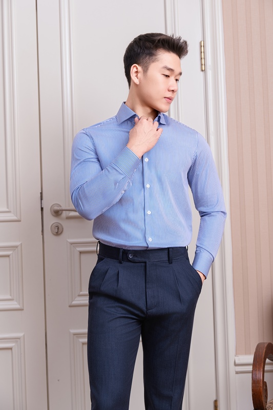 SM regular fit dài tay , cổ cutaway , màu trắng kẻ Royal Blue #1171
