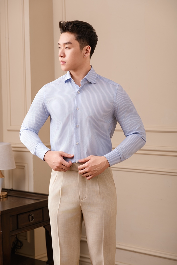 SM regular fit dài tay , cổ cutaway , màu xanh nhạt kẻ trắng #1176