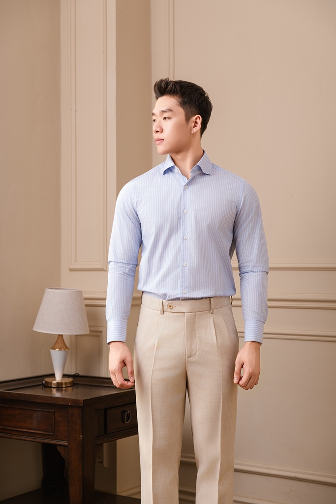 SM regular fit dài tay , cổ cutaway , màu xanh nhạt kẻ trắng #1176