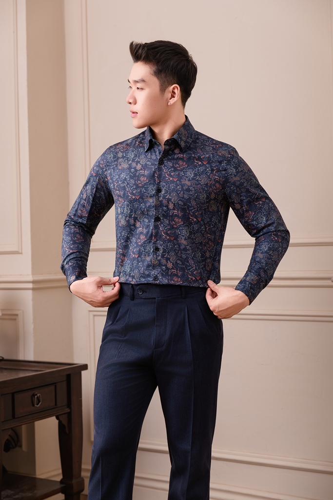 SM regular fit dài tay , cổ đức , màu tím than họa tiết hoa botanical #1173
