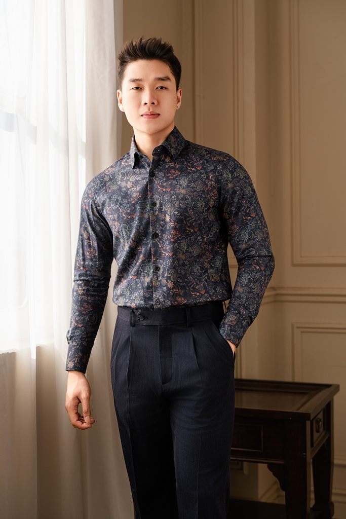 SM regular fit dài tay , cổ đức , màu tím than họa tiết hoa botanical #1173