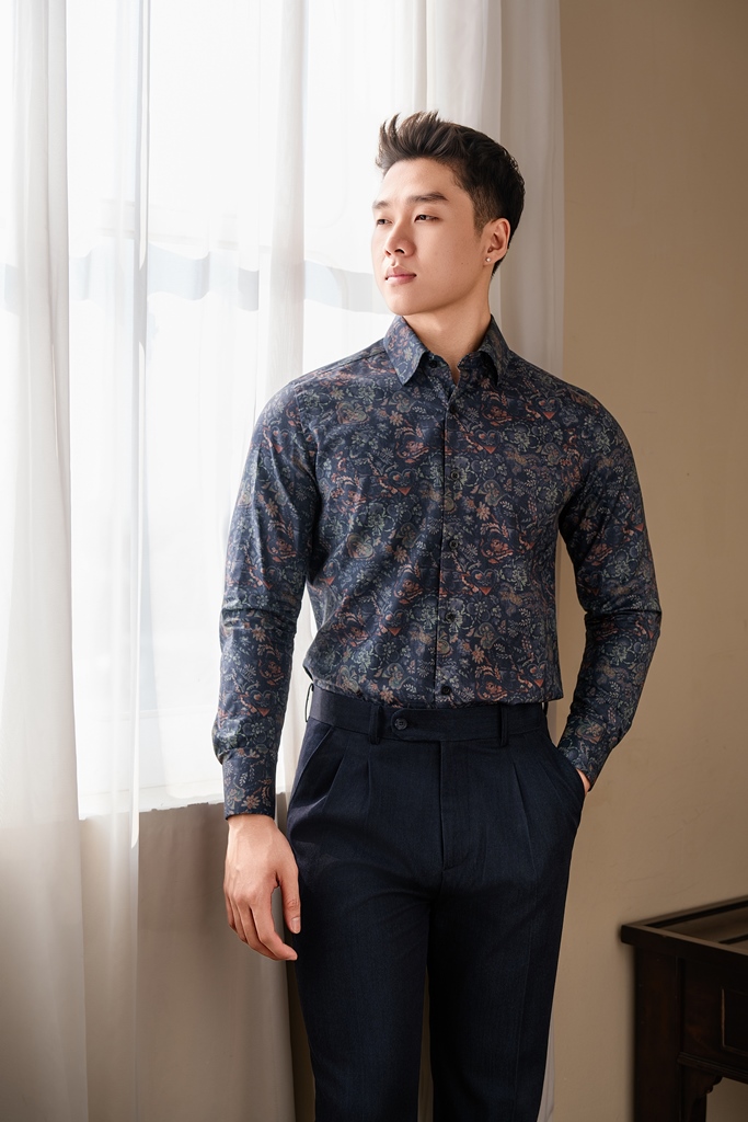 SM regular fit dài tay , cổ đức , màu tím than họa tiết hoa botanical #1173