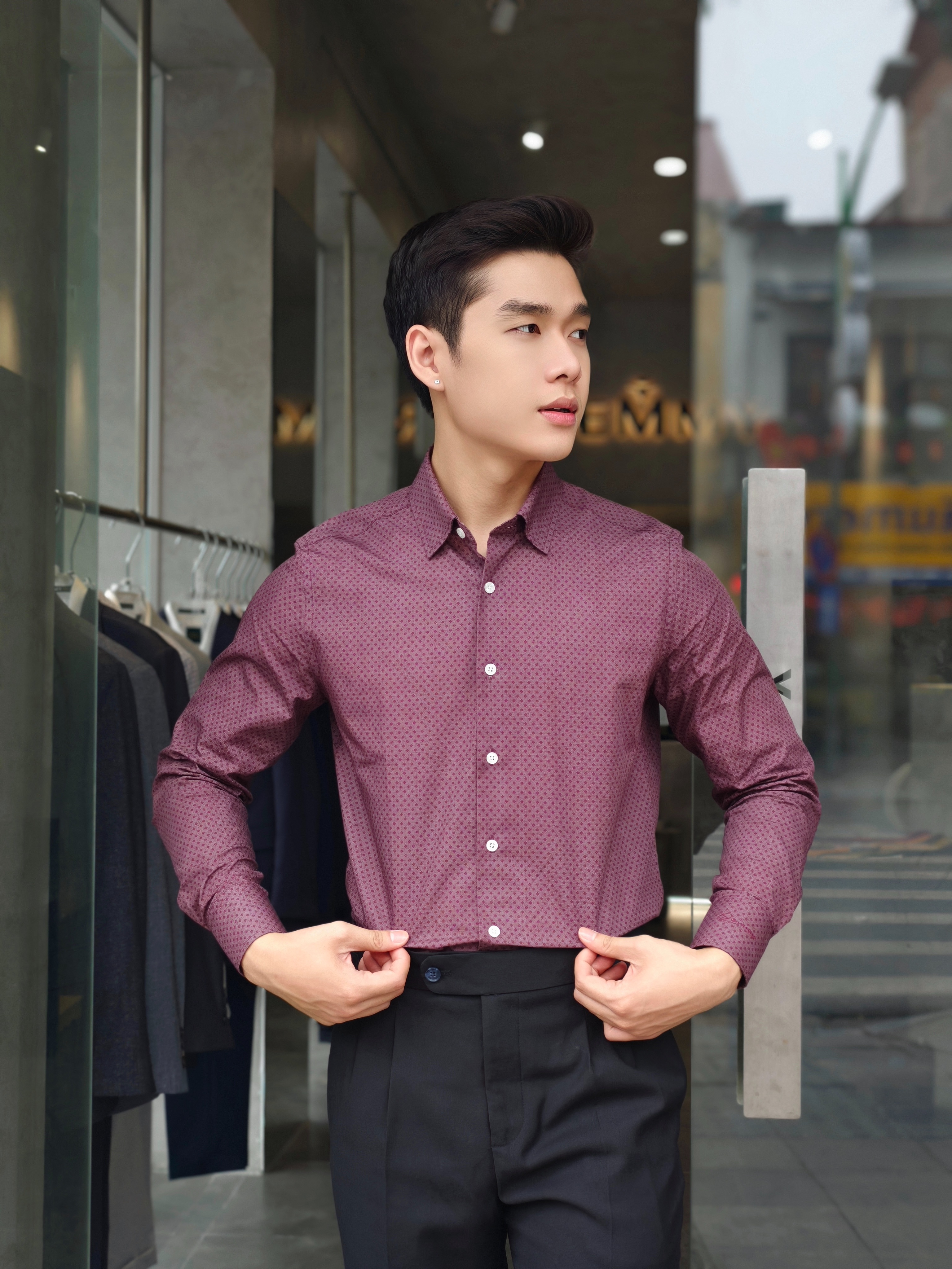 SM regular fit dài tay ,màu mận chấm ô vuông ,cổ basic #1164