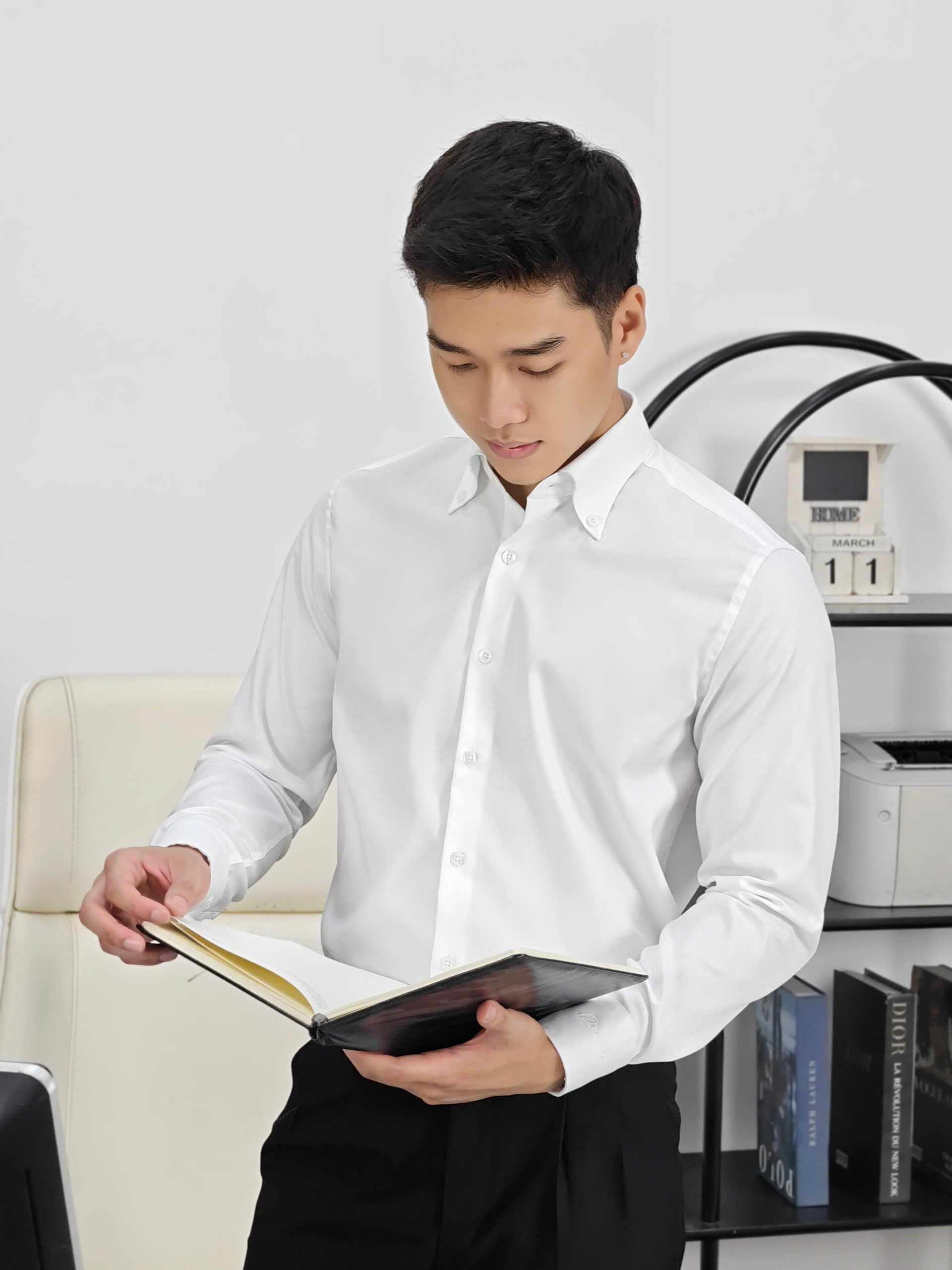 SM regular fit dài tay ,màu trắng ,cổ buttondown #1166