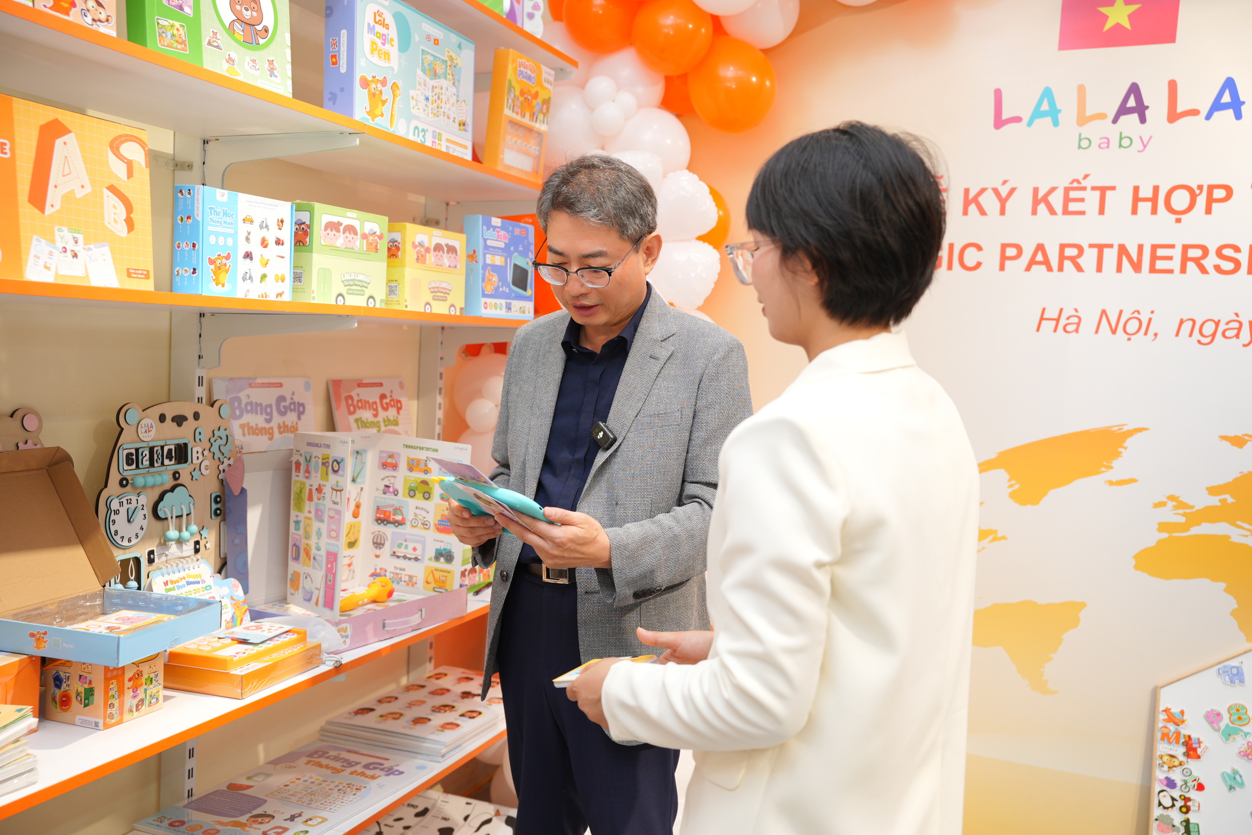 2-Lalala-Baby-Magpia-va-cau-chuyen-lam-do-choi-tu-tinh-yeu-con-tre_DSC00104 (1).jpg