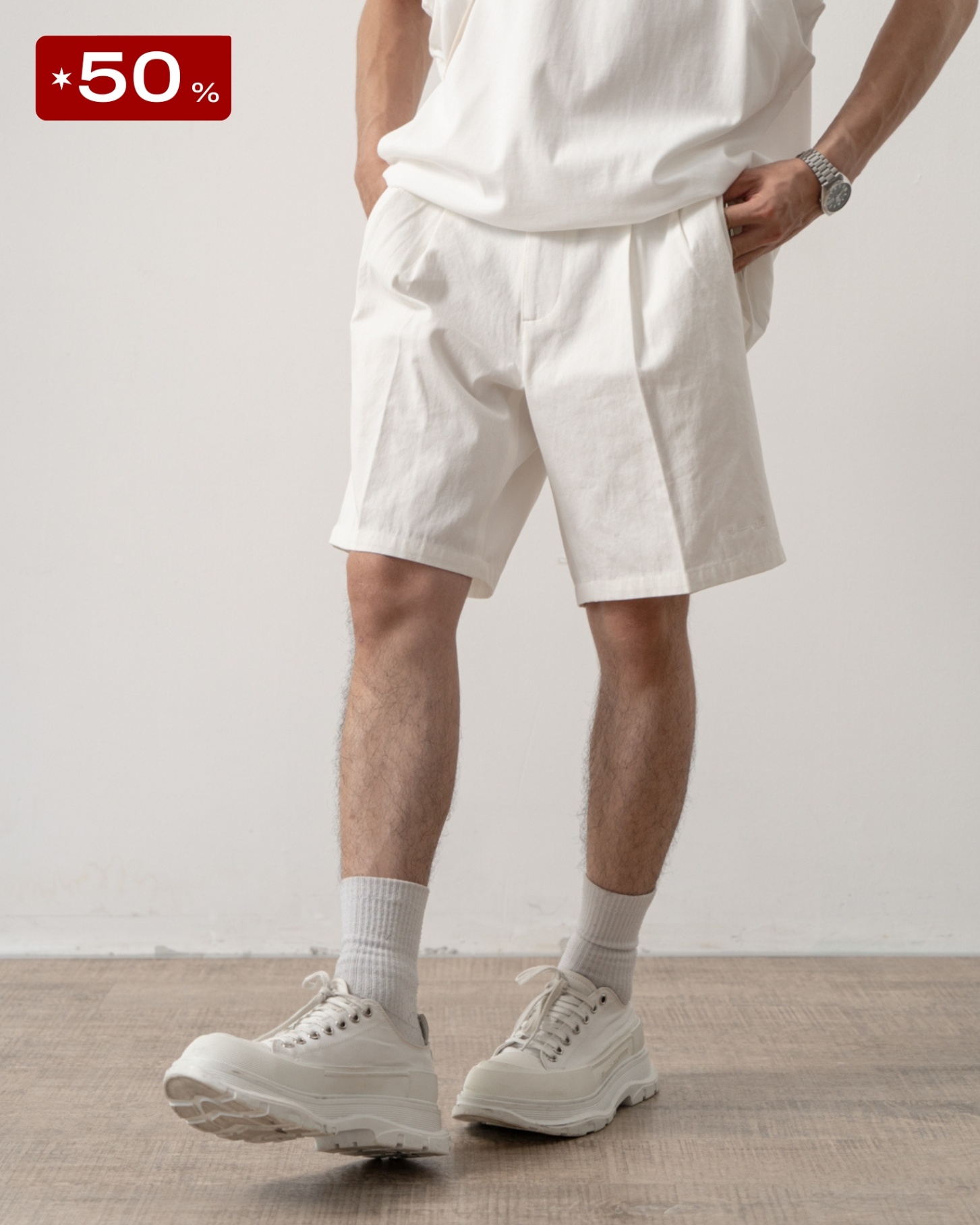 UNCLÉ White Aldo Shorts