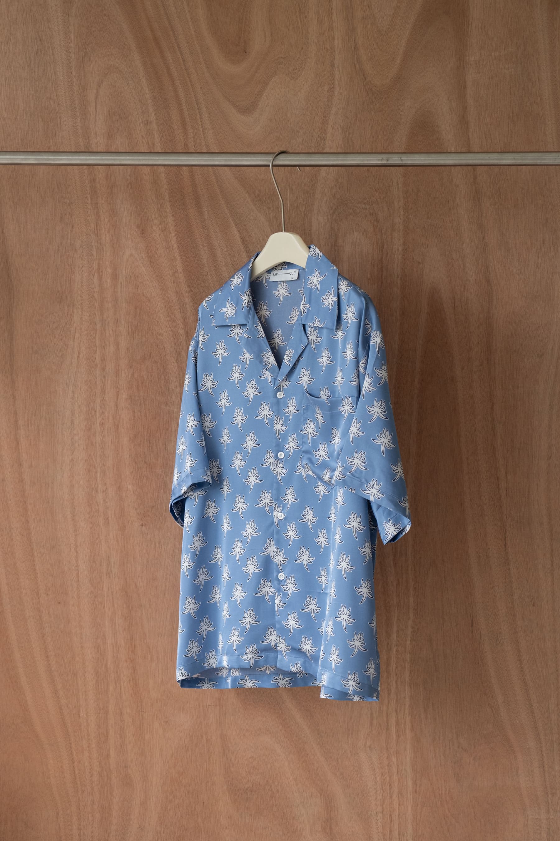 UNCLÉ Blue Pop-palm Shirt