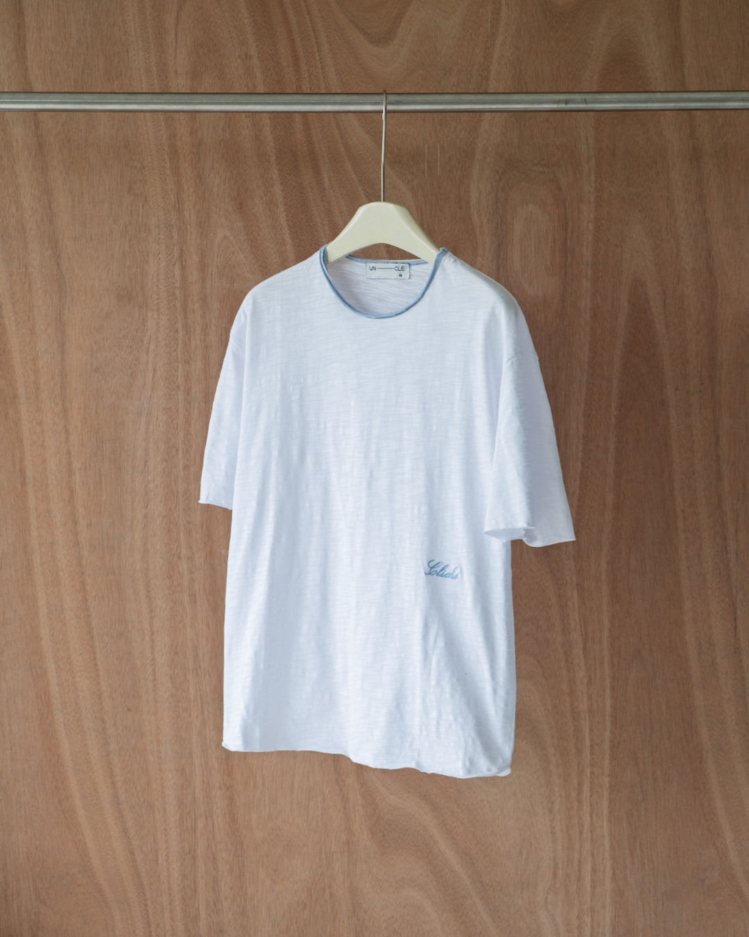 UNCLÉ White Cline Tee