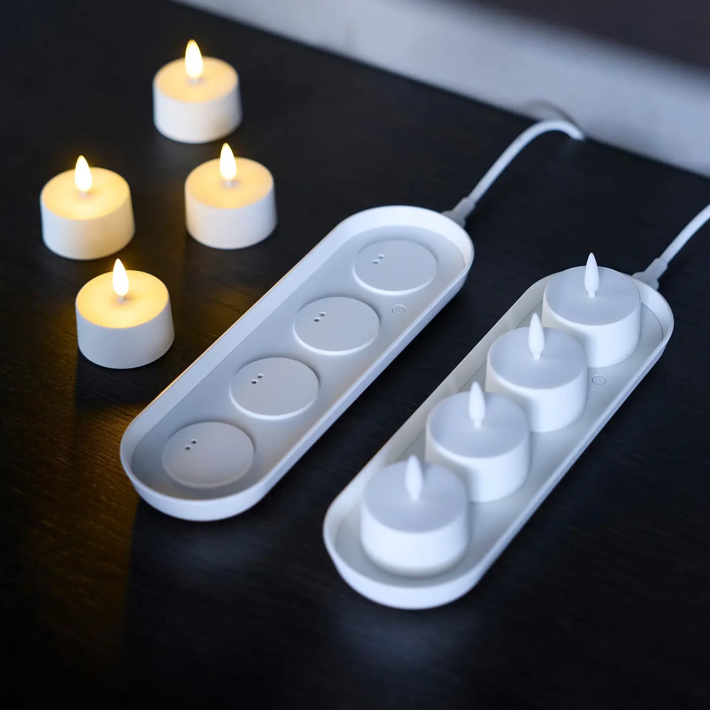 Set 4 nến LED kèm khay sạc SKATGÅS