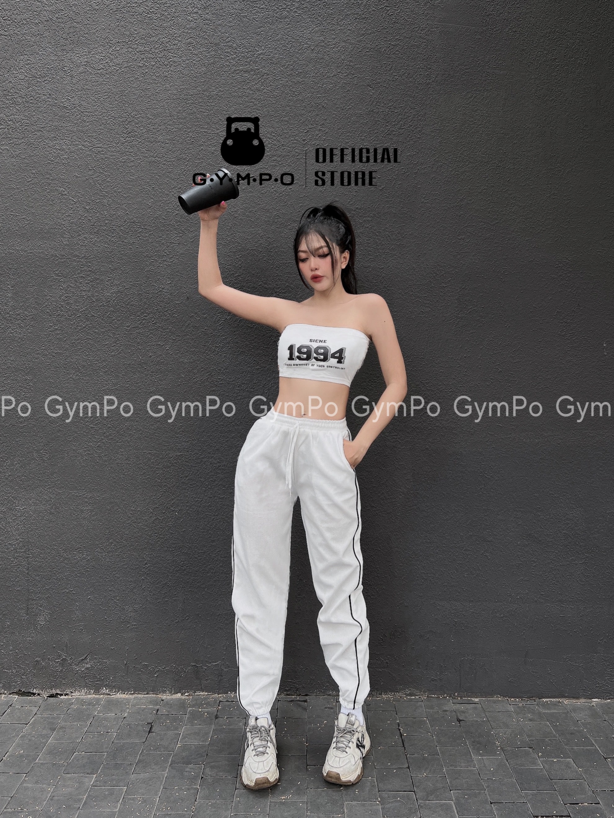 Jogger tăm sọc chỉ