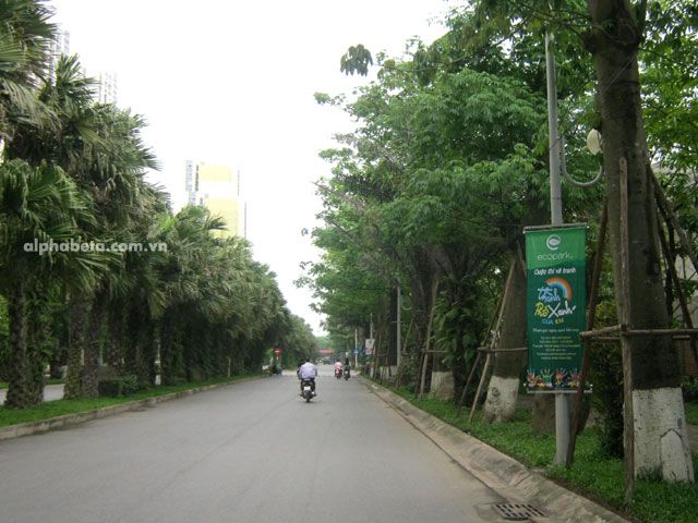 Giá in bạt và lắp đặt băng rôn, banner đường phố.