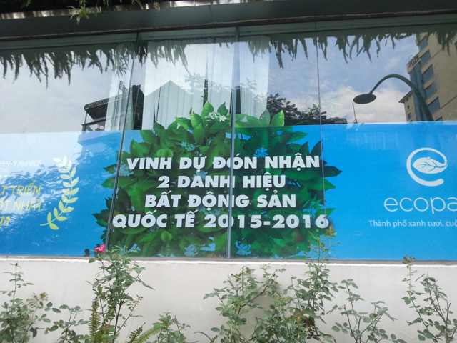 Mô hình đề can foamex (decal fomex) dán kính tại Ecopark