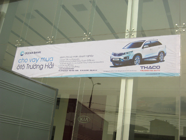 Standee, giá X, giá cuốn