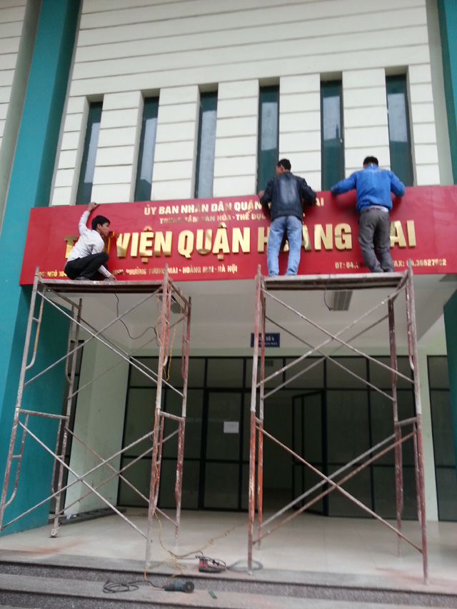 Làm biển quảng cáo tại Hà Nội, làm biển quảng cáo, biển alu chữ nổi