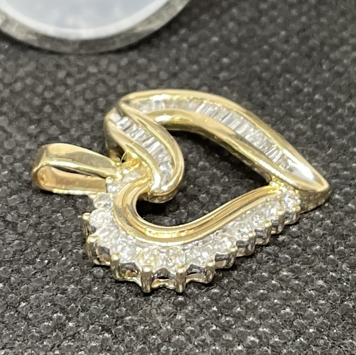 Mặt Dây Chuyền 14k VVang - VV9529