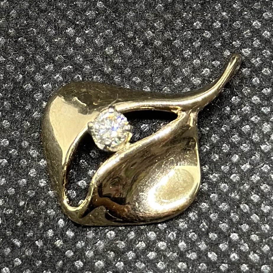 Mặt Dây Chuyền 14k VVang - VV1837