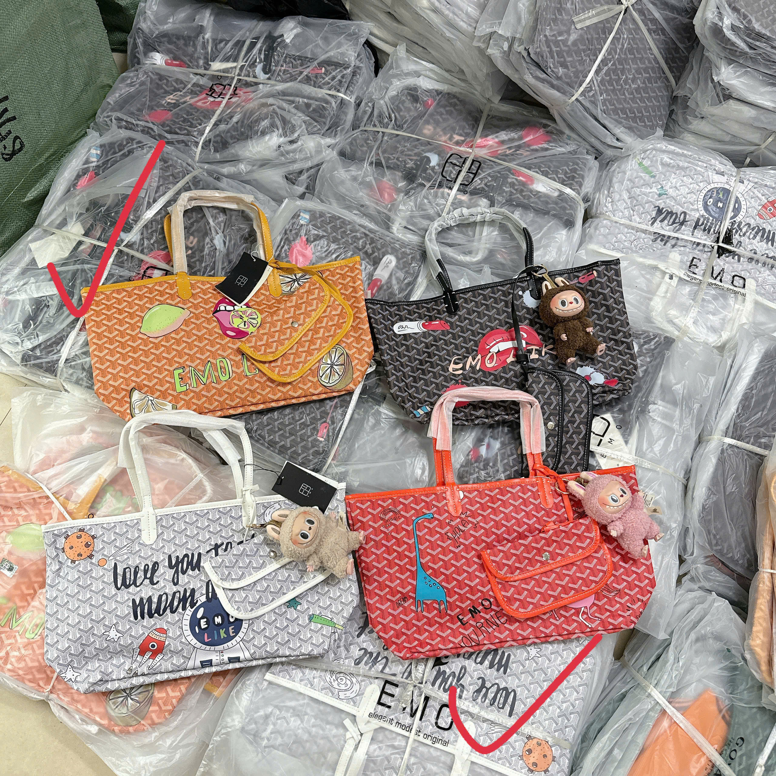 177# Set túi Tote Emolike